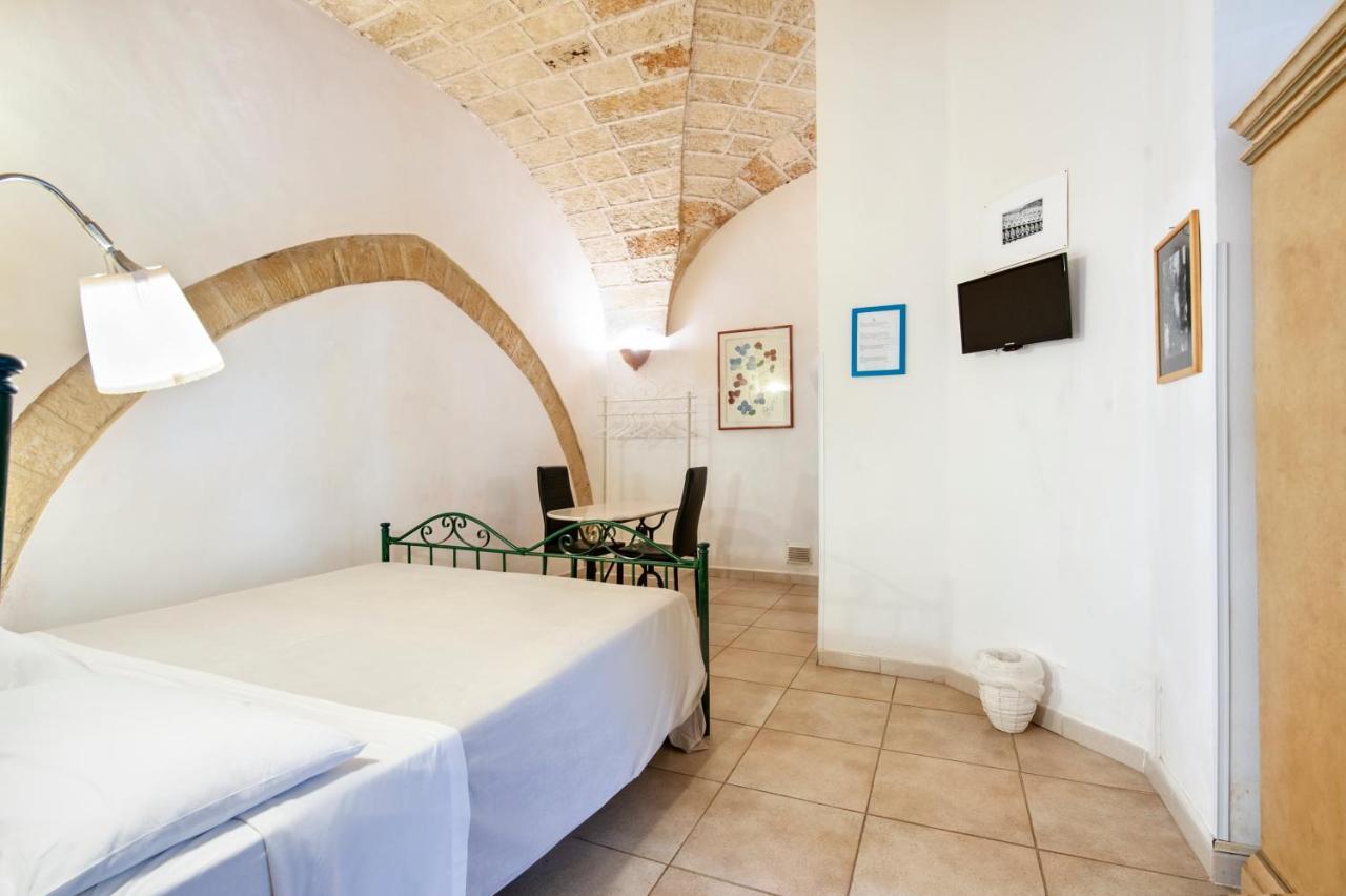Antiche Volte B&B Lecce Exterior photo