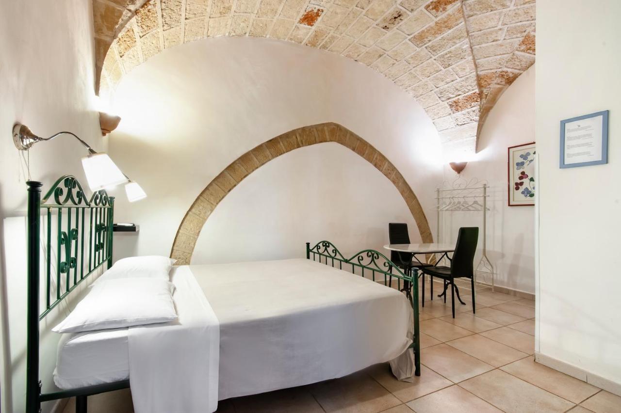 Antiche Volte B&B Lecce Exterior photo