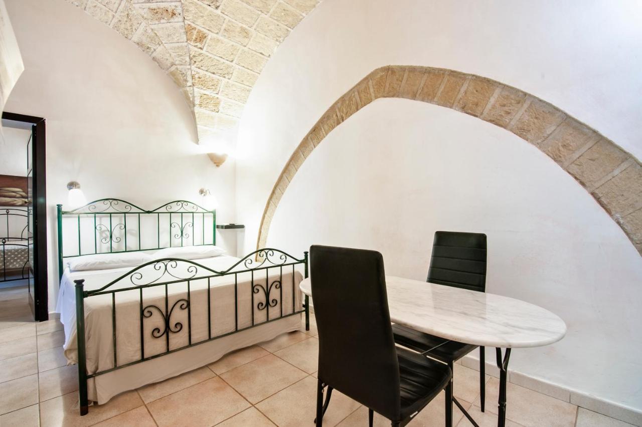 Antiche Volte B&B Lecce Exterior photo