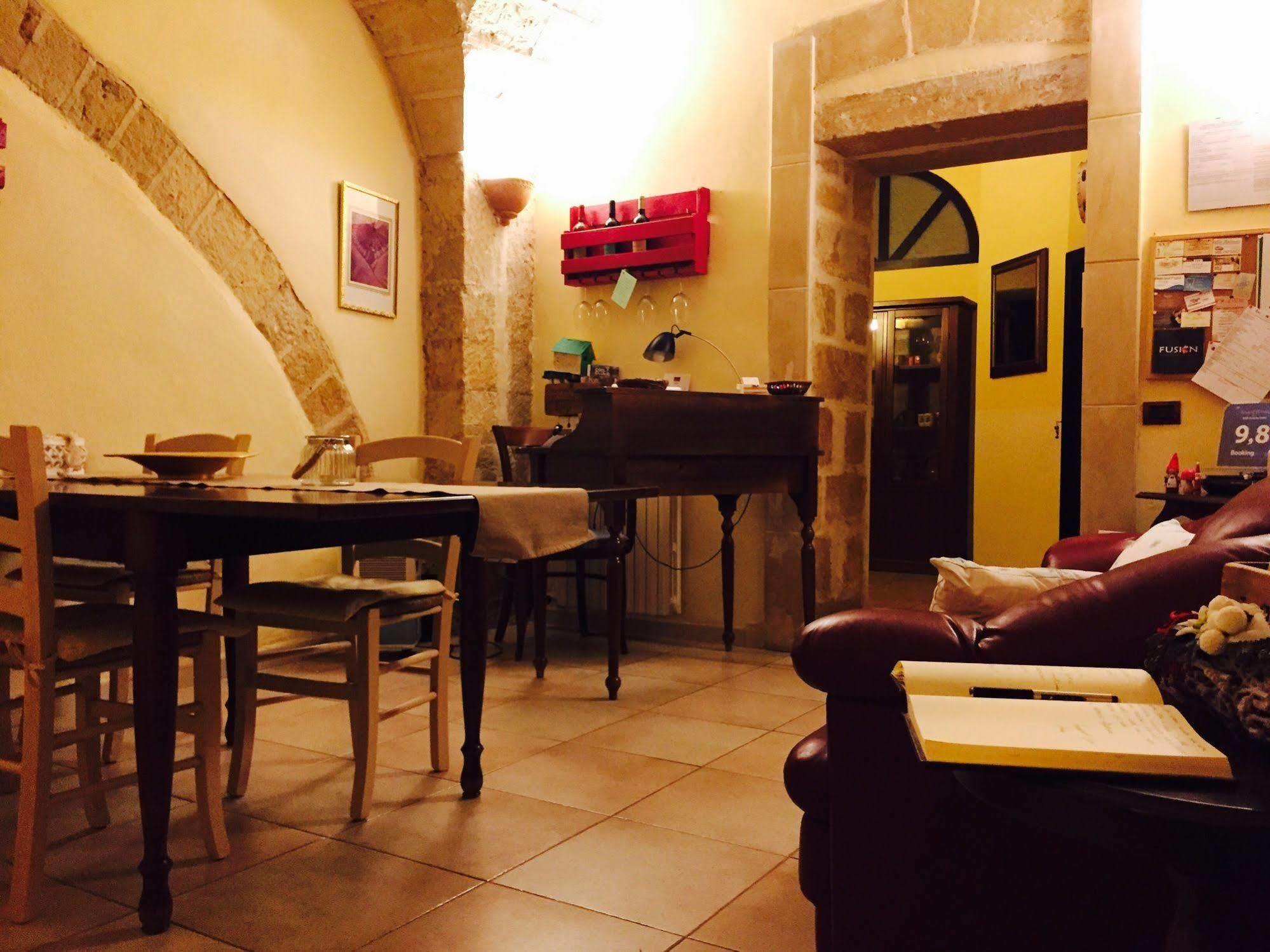 Antiche Volte B&B Lecce Exterior photo